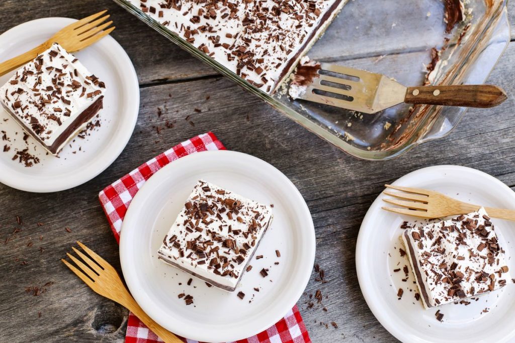 layered-chocolate-pudding-dessert-with-salted-pecan-crust